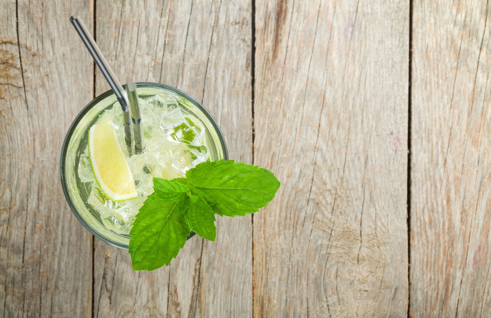 Cocktail analcolici: 3 fresche varianti alla menta