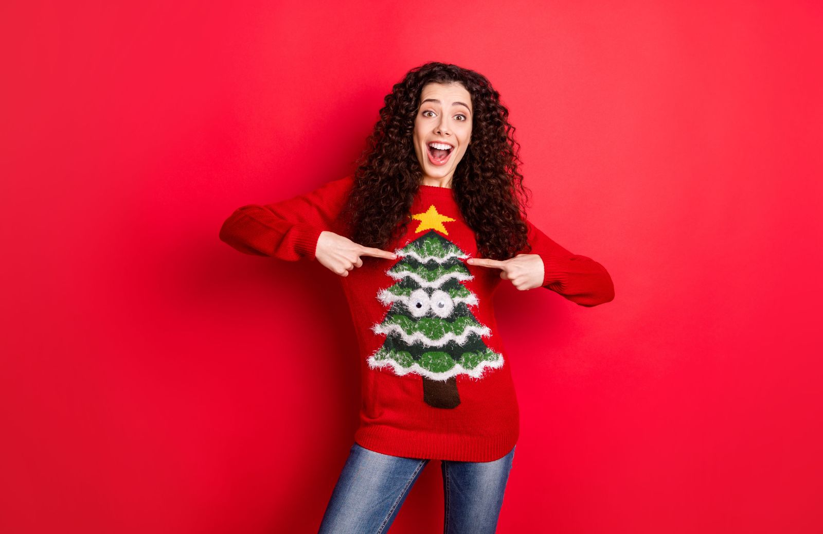 Come vestirsi a Natale: 3 idee stilose e perfette anche in casa