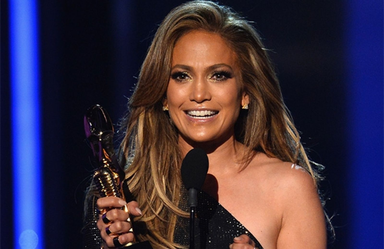 Come copiare il make-up di Jennifer Lopez ai Billboard 2014