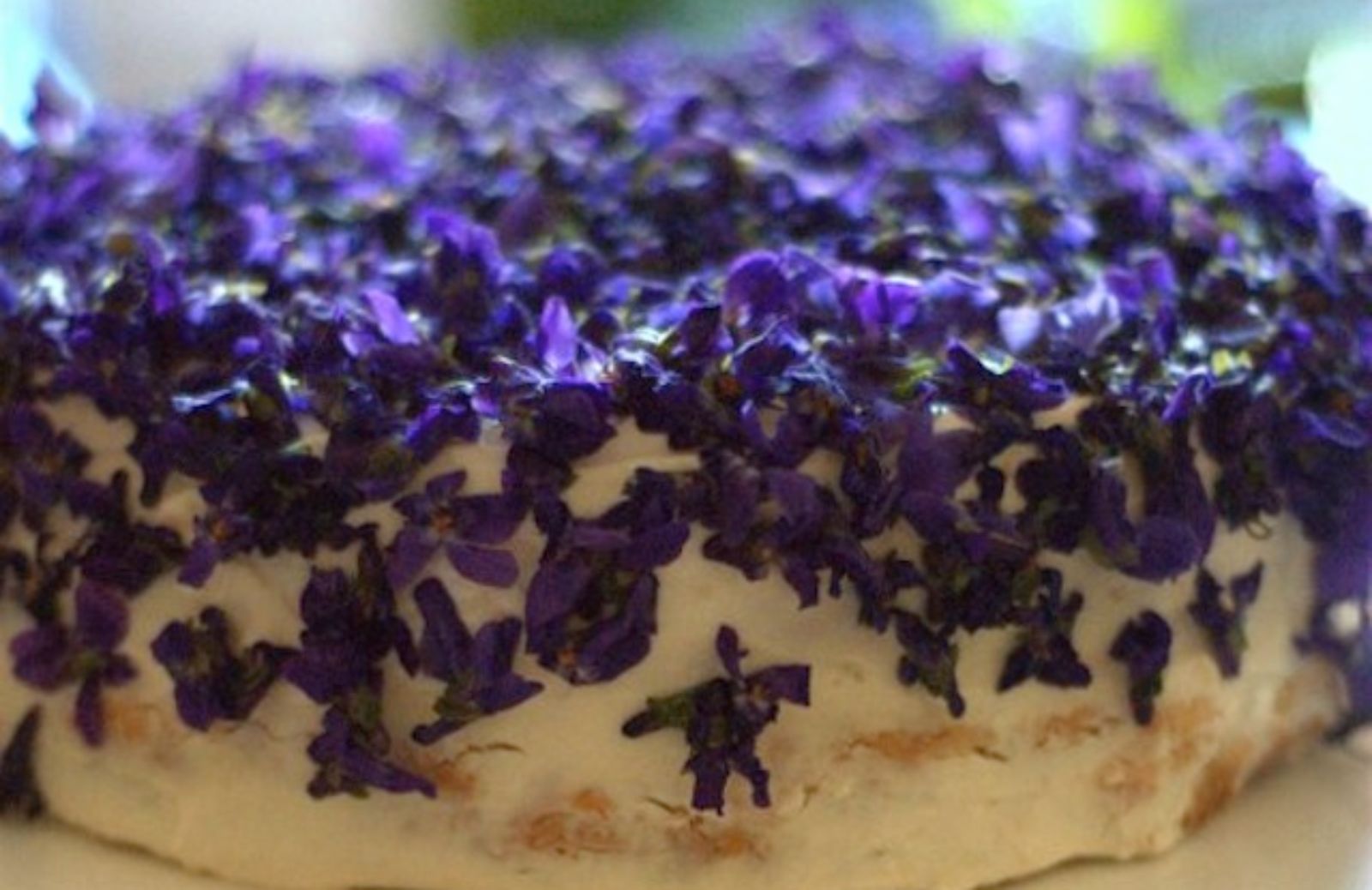 Come fare una torta alla violetta