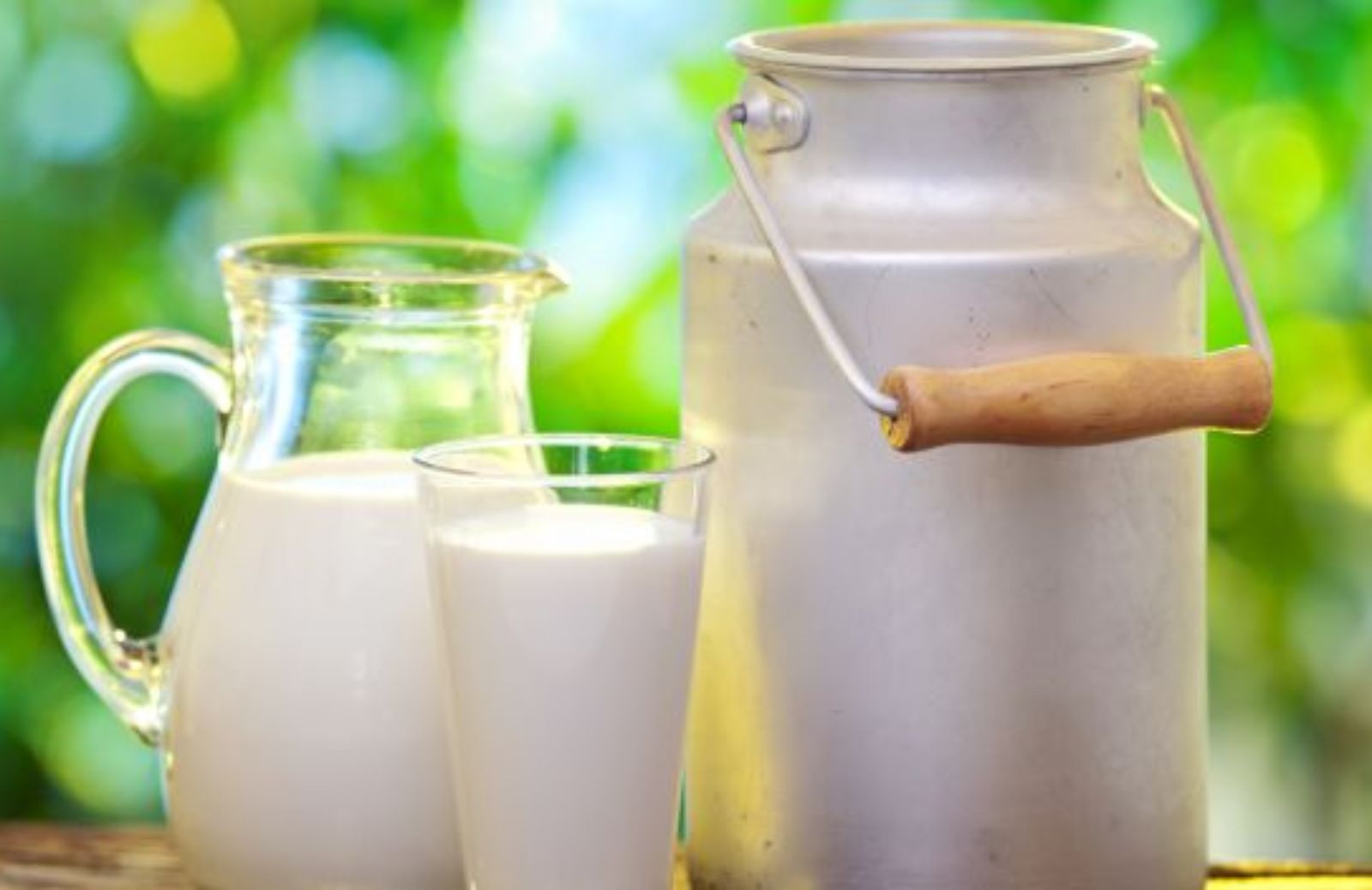 Come riusare il latte scaduto 