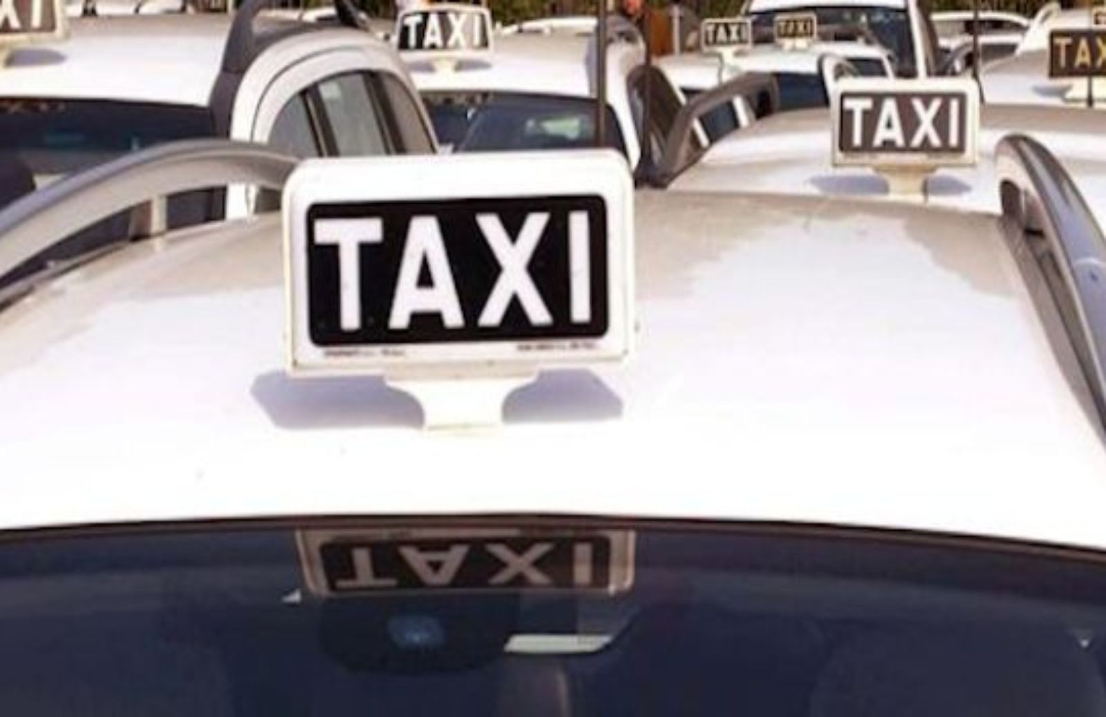 Taxi-toys: 76 taxi e tanta solidarietà