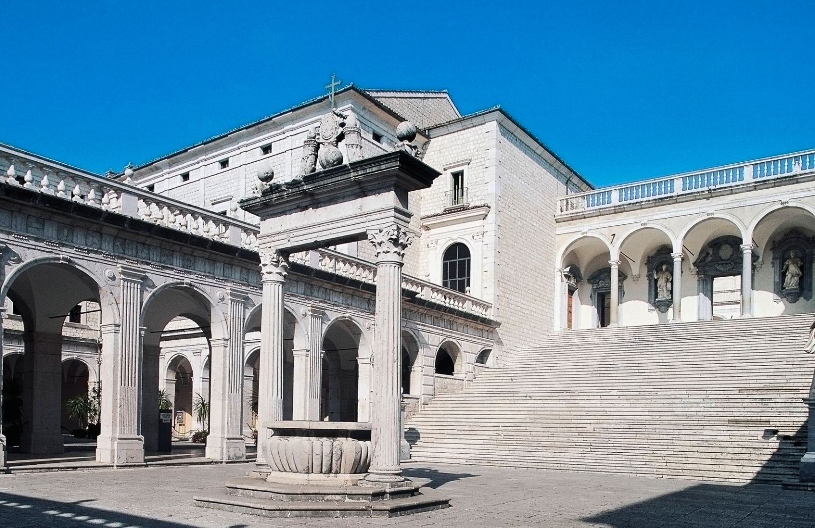 L’abbazia di Montecassino, tra splendore e spiritualità