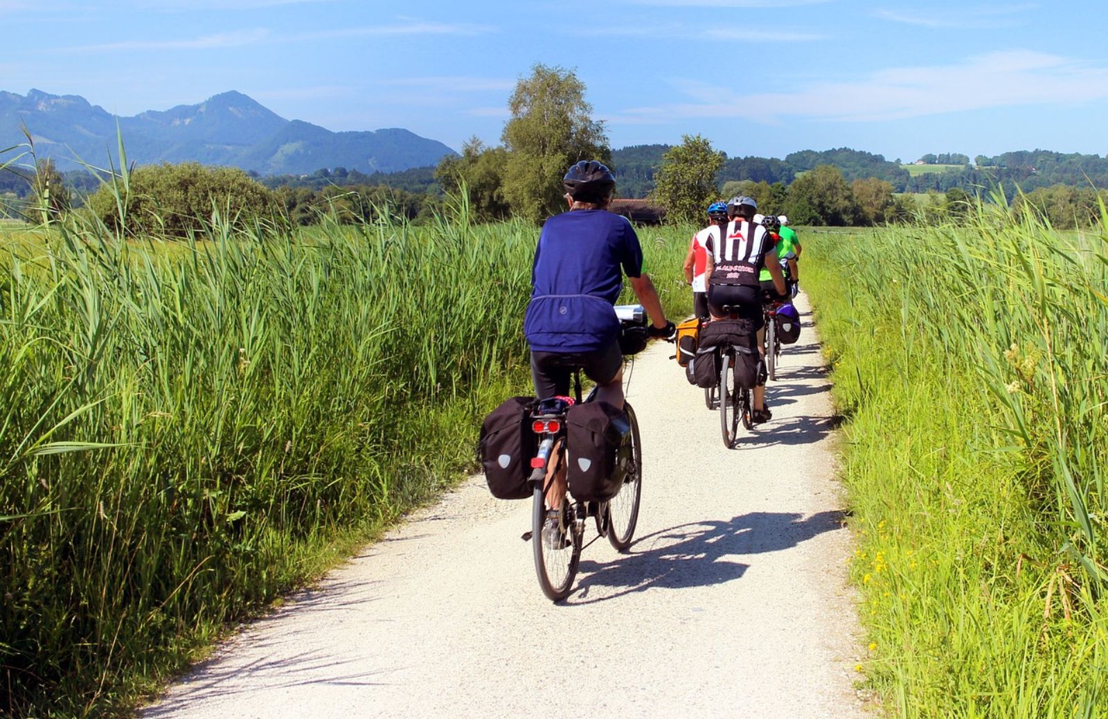 Viaggi in bicicletta: itinerari e consigli utili 