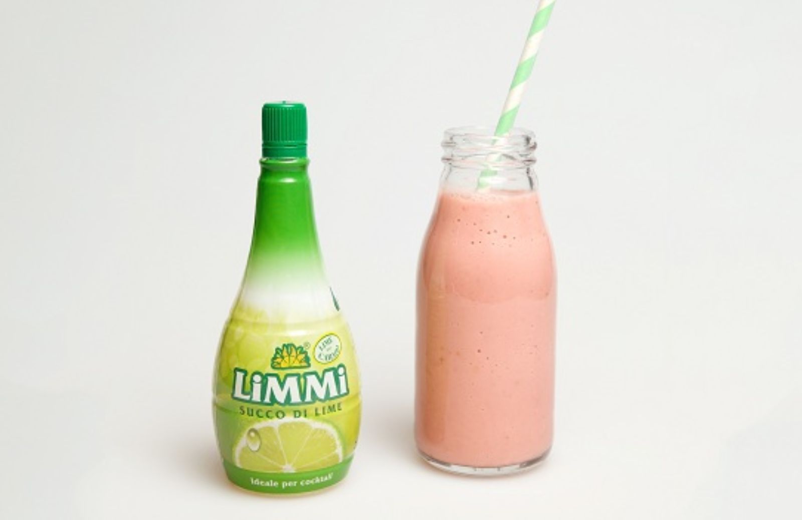 Bevande con il succo di limone: smoothie al lampone