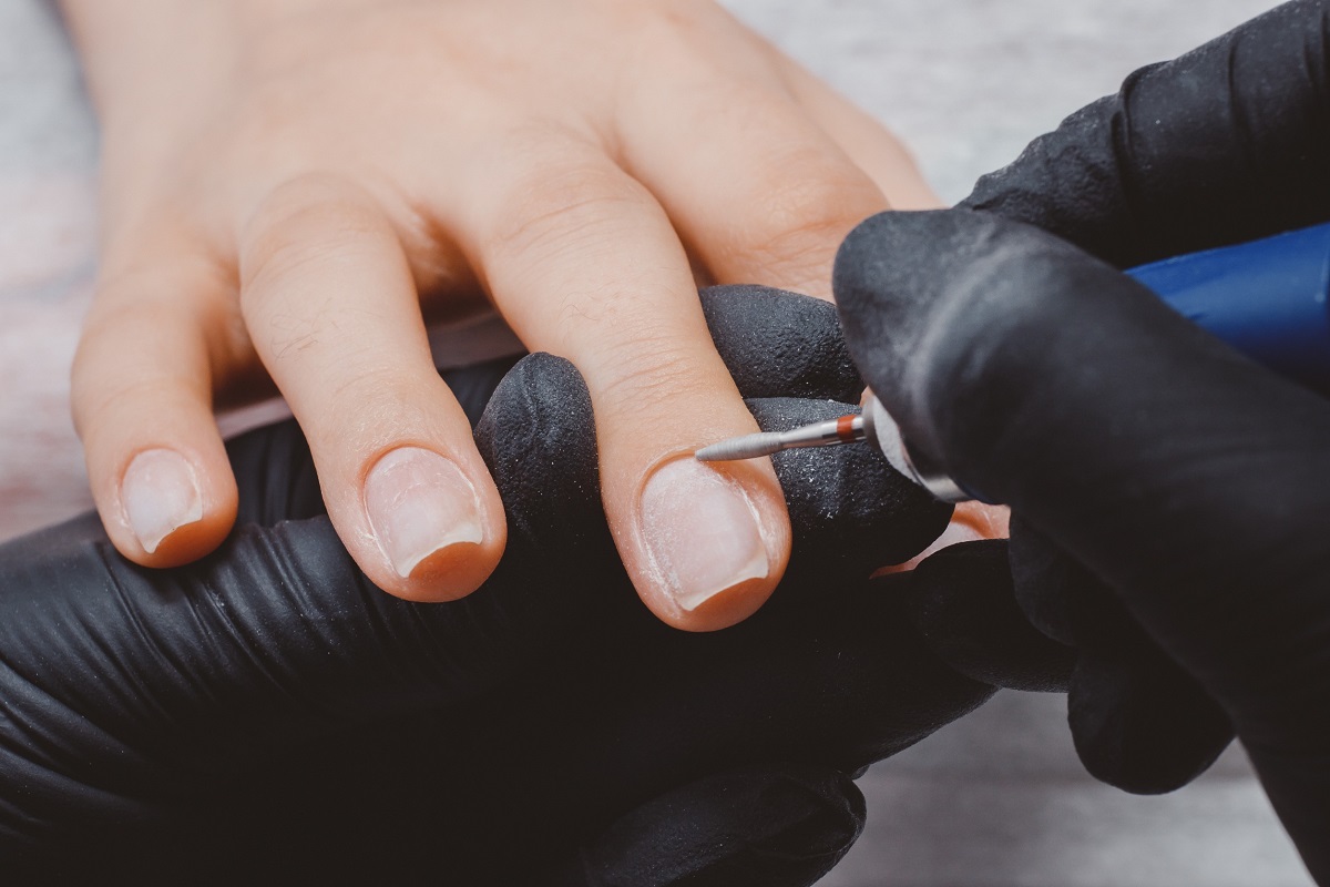Quanto costa fare una dry manicure