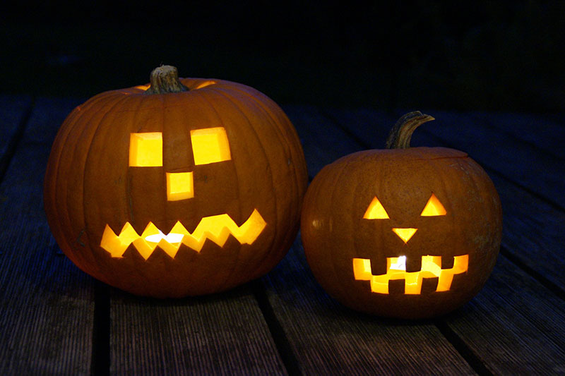 zucche-illuminate-lanterne-halloween