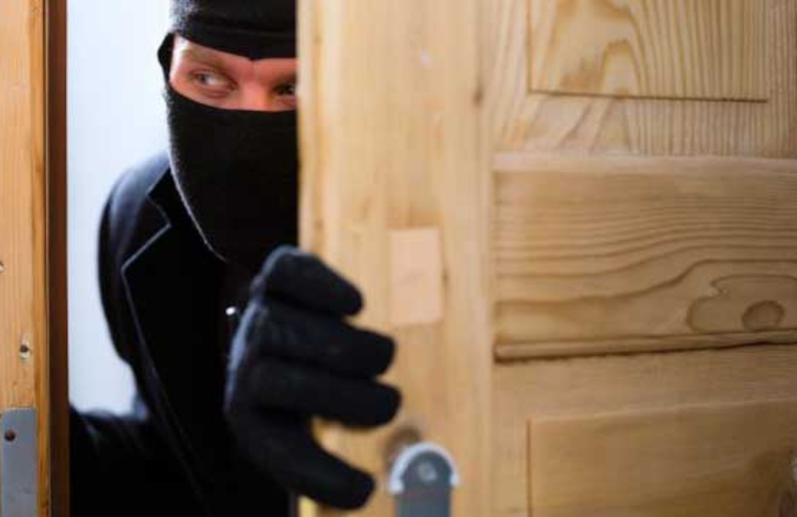 I 10 consigli per proteggere la casa dai ladri durante le vacanze