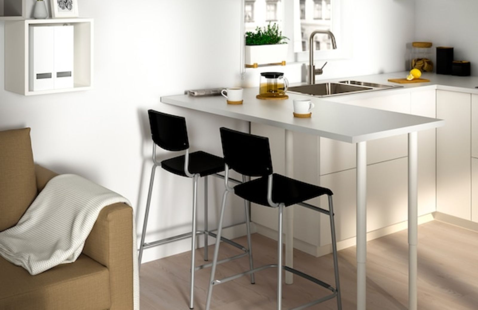 Risultati immagini per tavolo alto cucina ikea