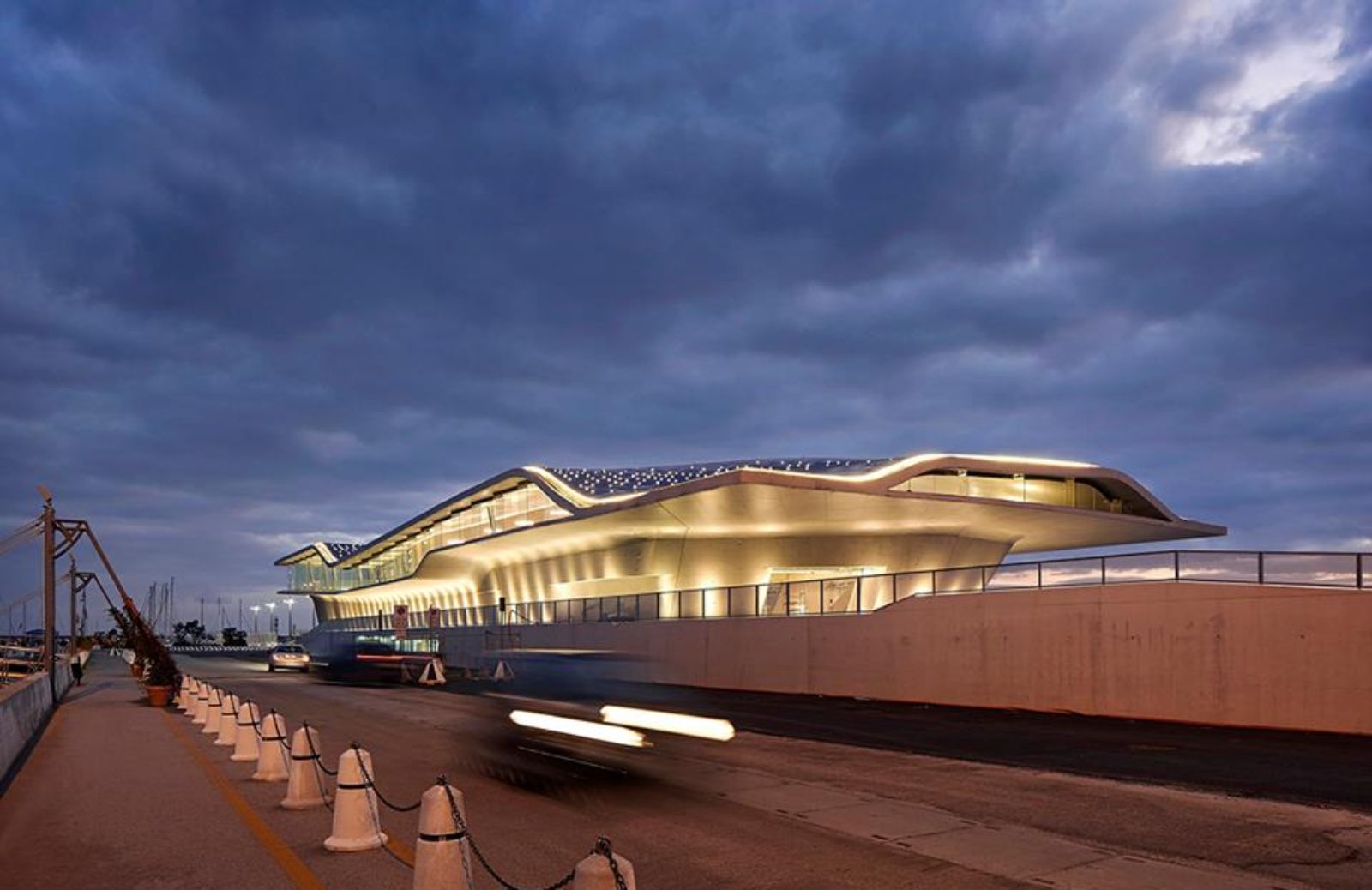 Inaugurato il terminal marittimo di Salerno di Zaha Hadid