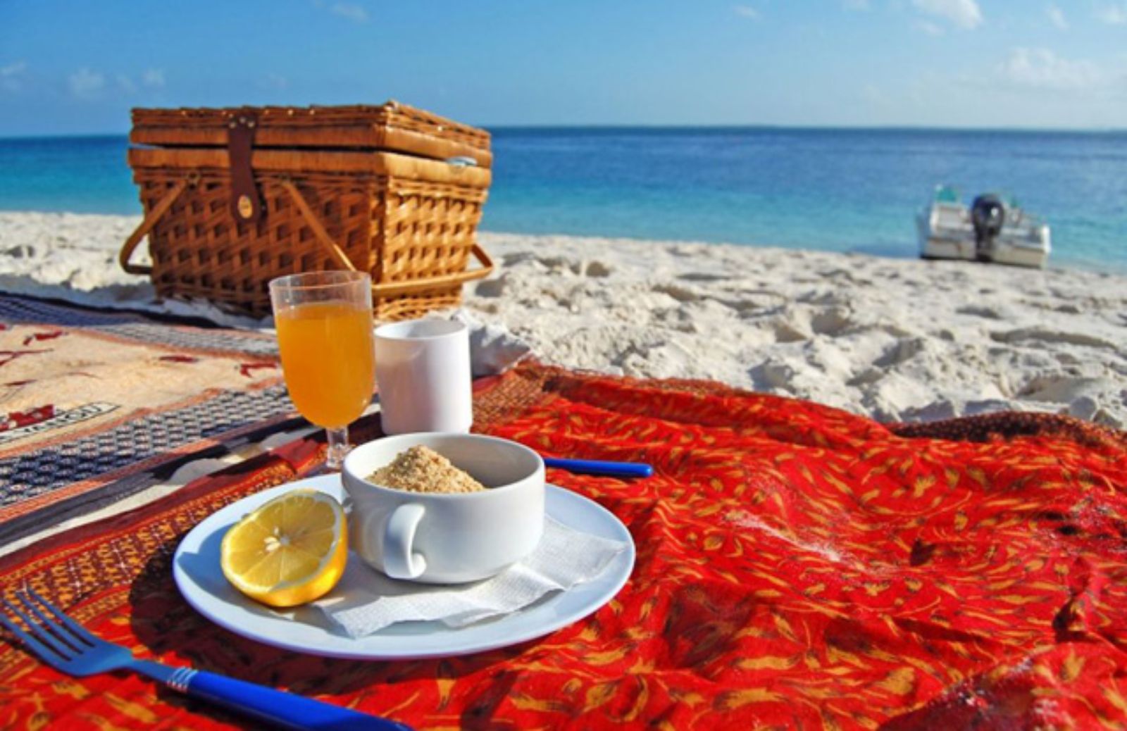 I 5 consigli per un pranzo in spiaggia ecosostenibile 