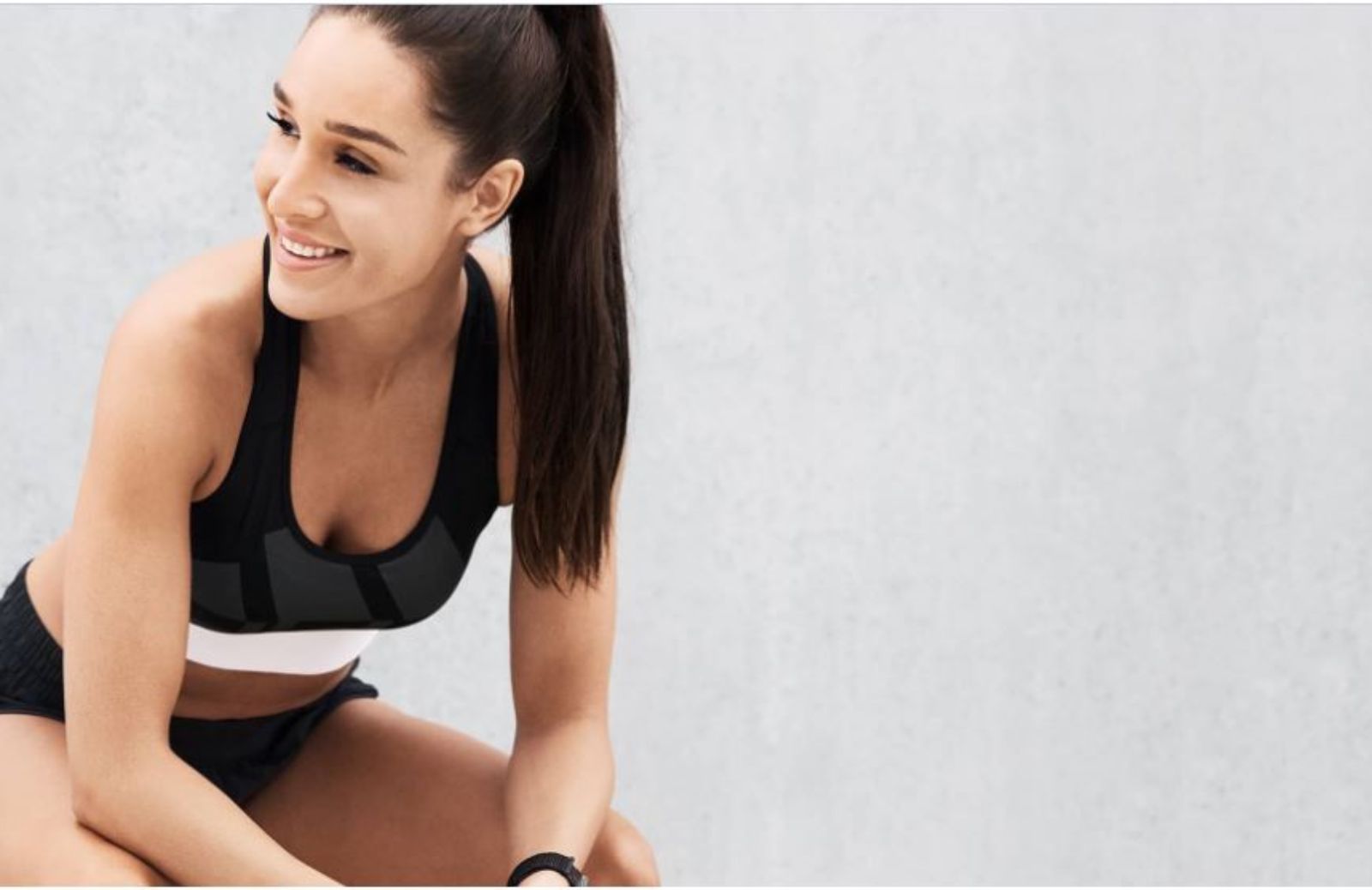 Chi è Kayla Itsines, la donna che ha rivoluzionato l'home fitness