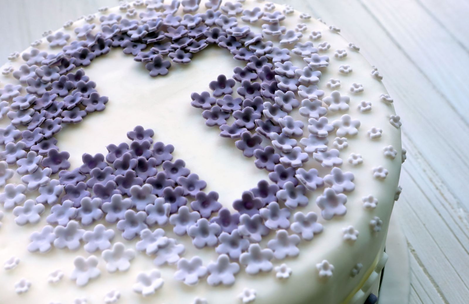 La torta della cresima: 5 idee da copiare belle e ghiotte