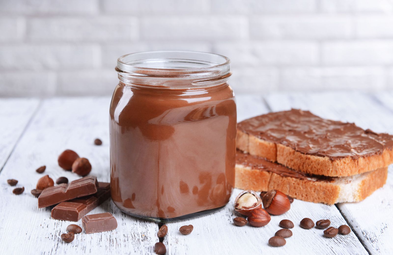 Crema Pan di Stelle vs Nutella: chi vince?