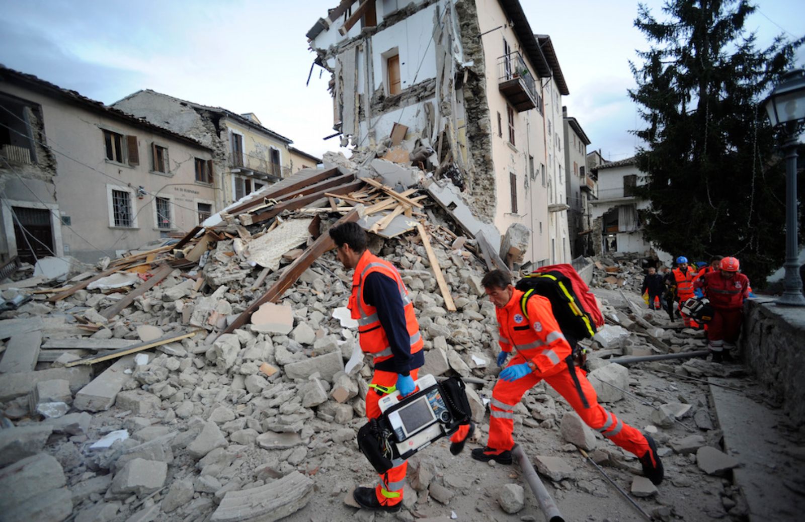 Terremoto in centro Italia: ecco come donare per aiutare le popolazioni colpite