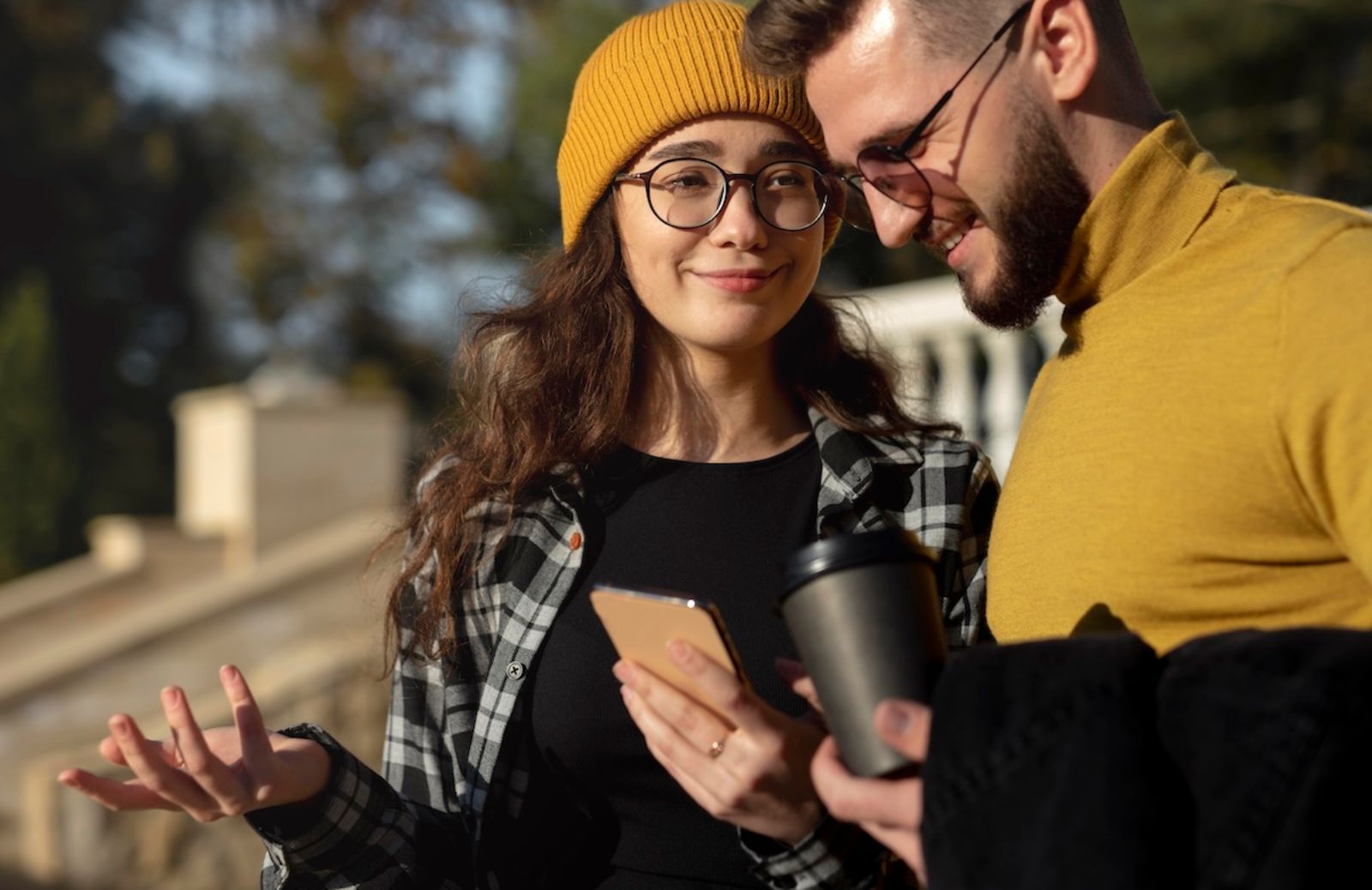 Le nuove parole del dating: dal clear-coding al friendfluence