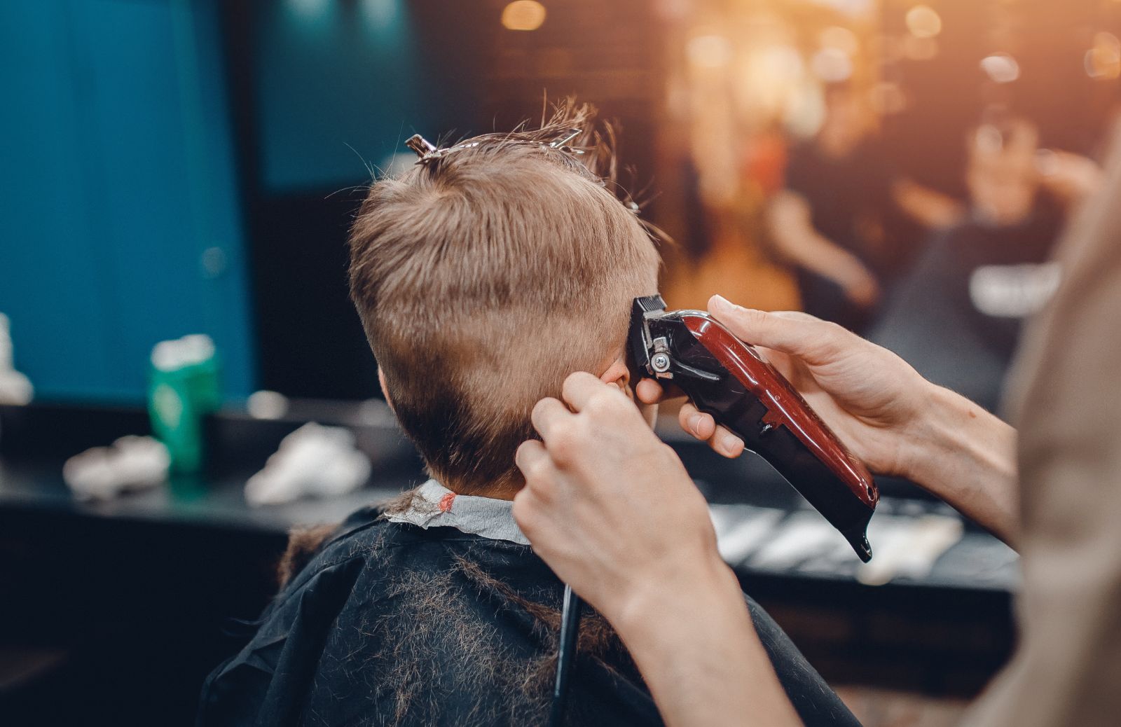 6 bellissimi tagli di capelli per bambini moderni
