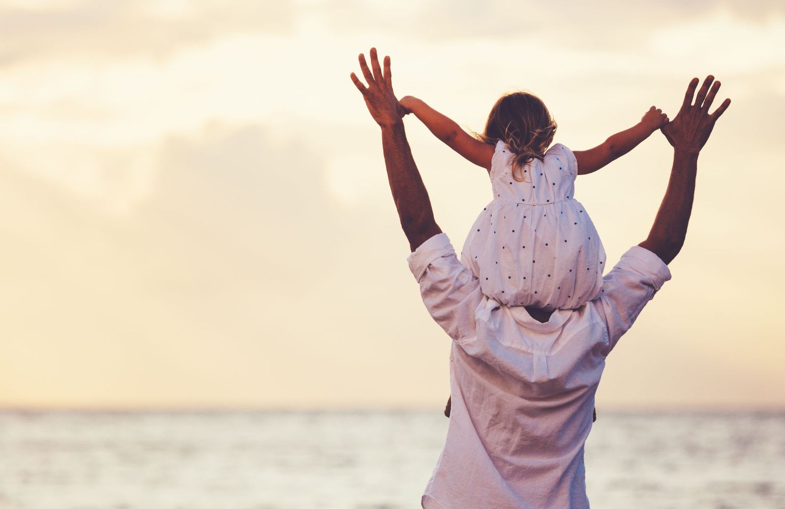 Papà e figlia: le frasi più belle per celebrare un rapporto speciale