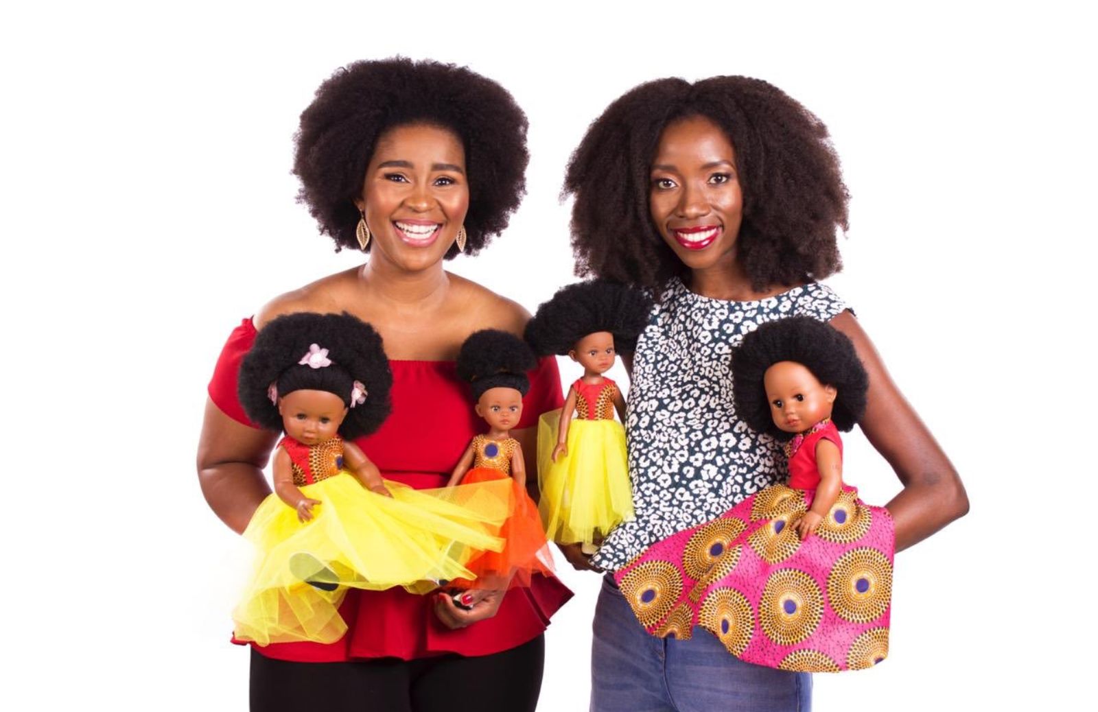 Bambole di colore per le bimbe africane: l'iniziativa di due donne designer