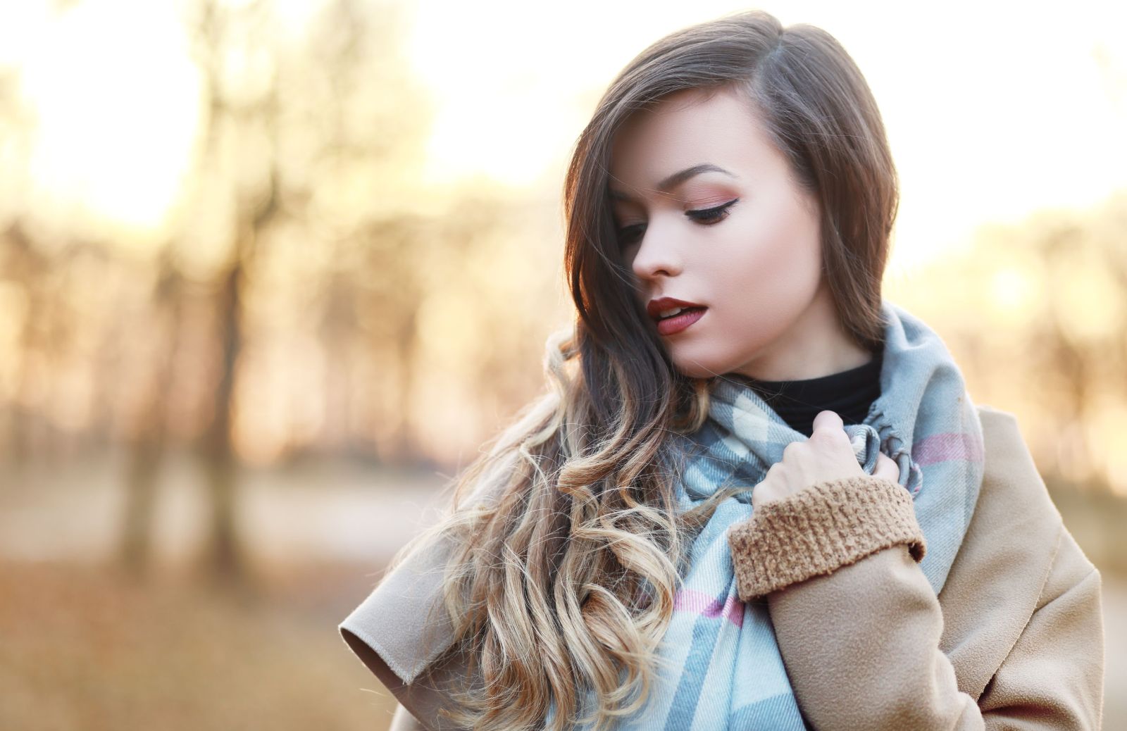 5 modi di indossare un maxi dress in inverno 