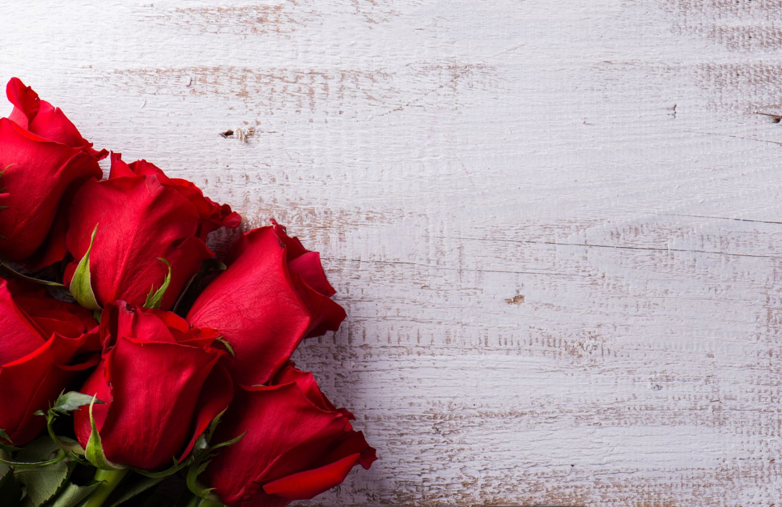 Festa di San Valentino: 5 look romantici