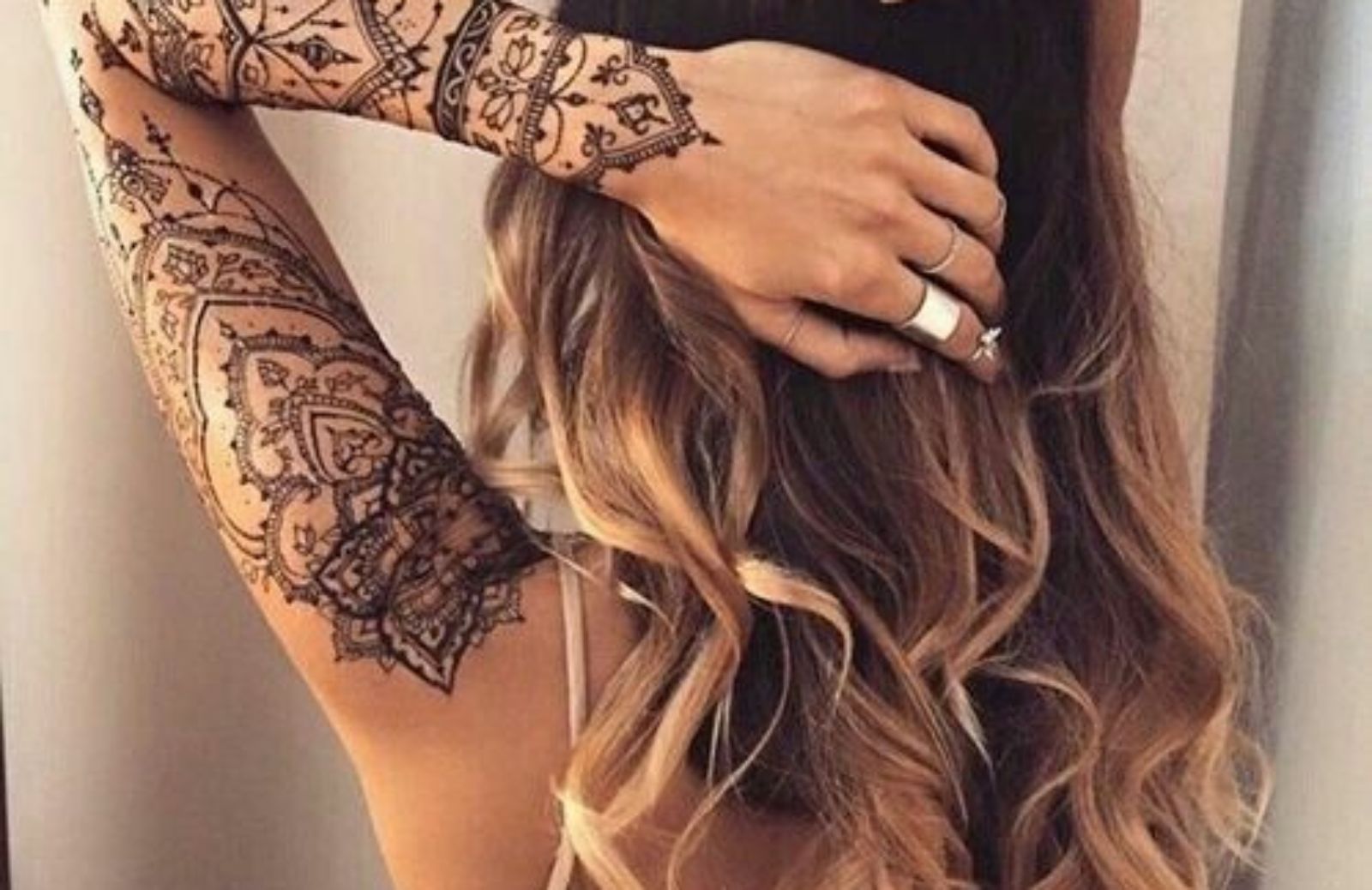 Tatuaggi all'henné: 5 idee per decorare il corpo