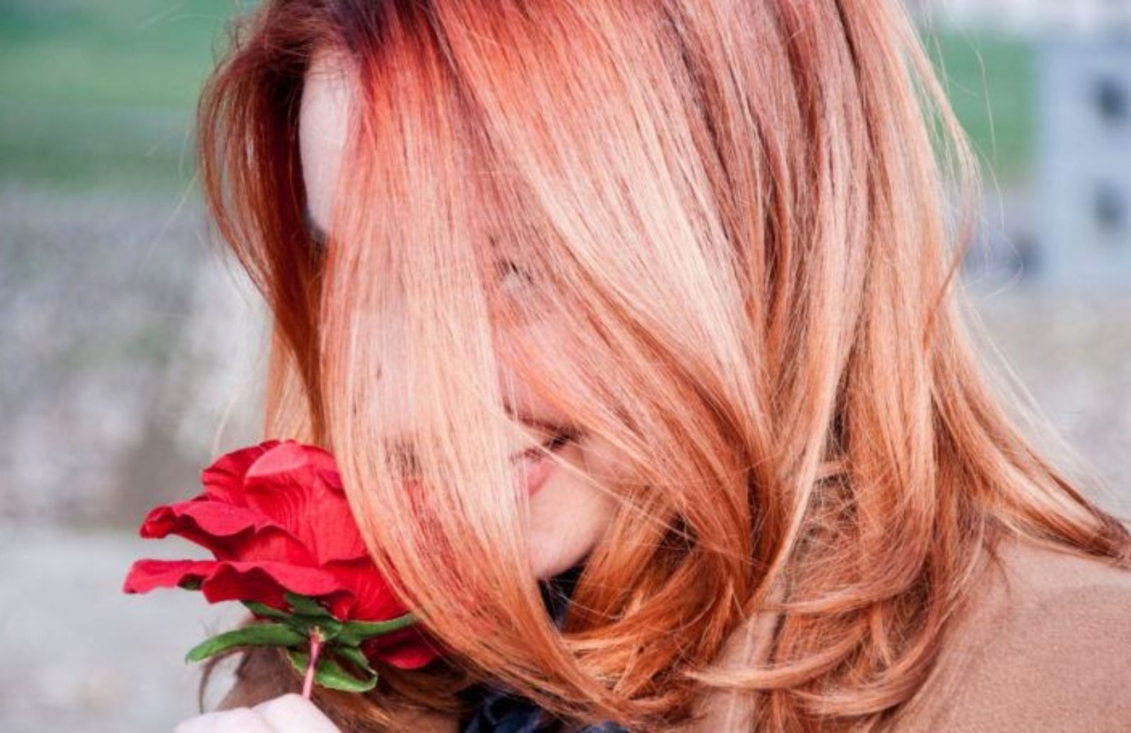 Blorange: il nuovo hair trend è un mix tra biondo e arancione