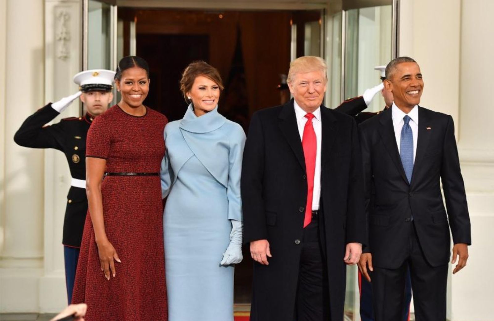 Melania Trump: look Ralph Lauren per l'insediamento alla Casa Bianca