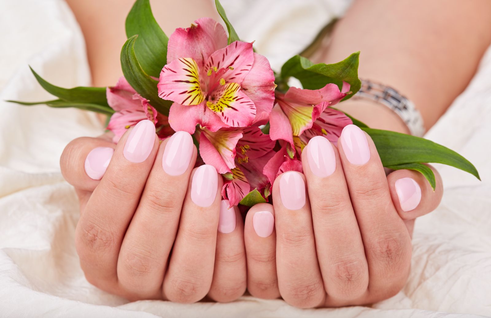 Unghie e manicure: consigli, tendenze e idee da copiare