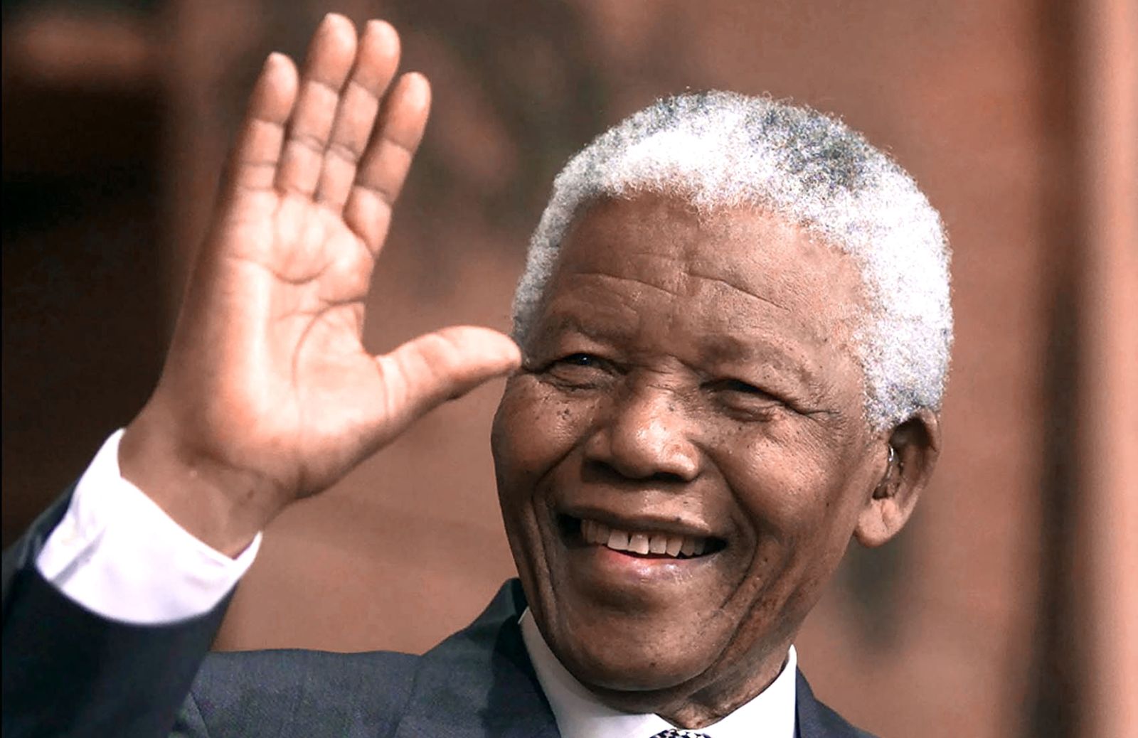 10 frasi celebri di Nelson Mandela