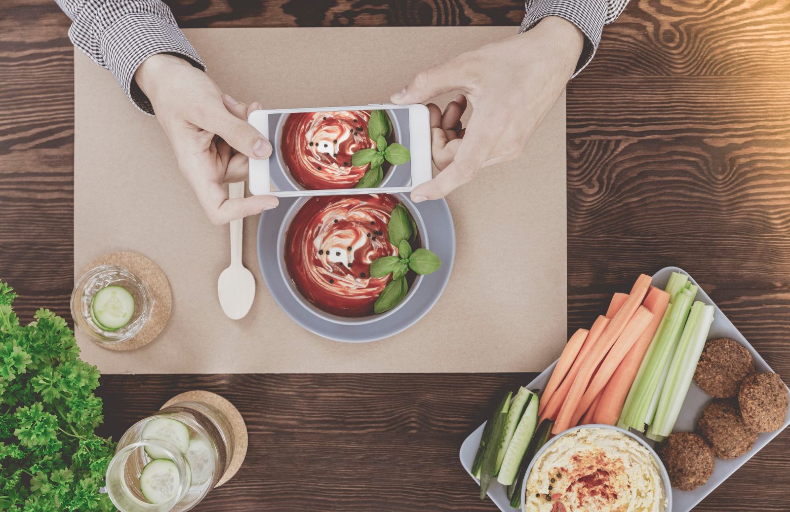 Mangiare fuori e tenersi in forma: i consigli dei food blogger