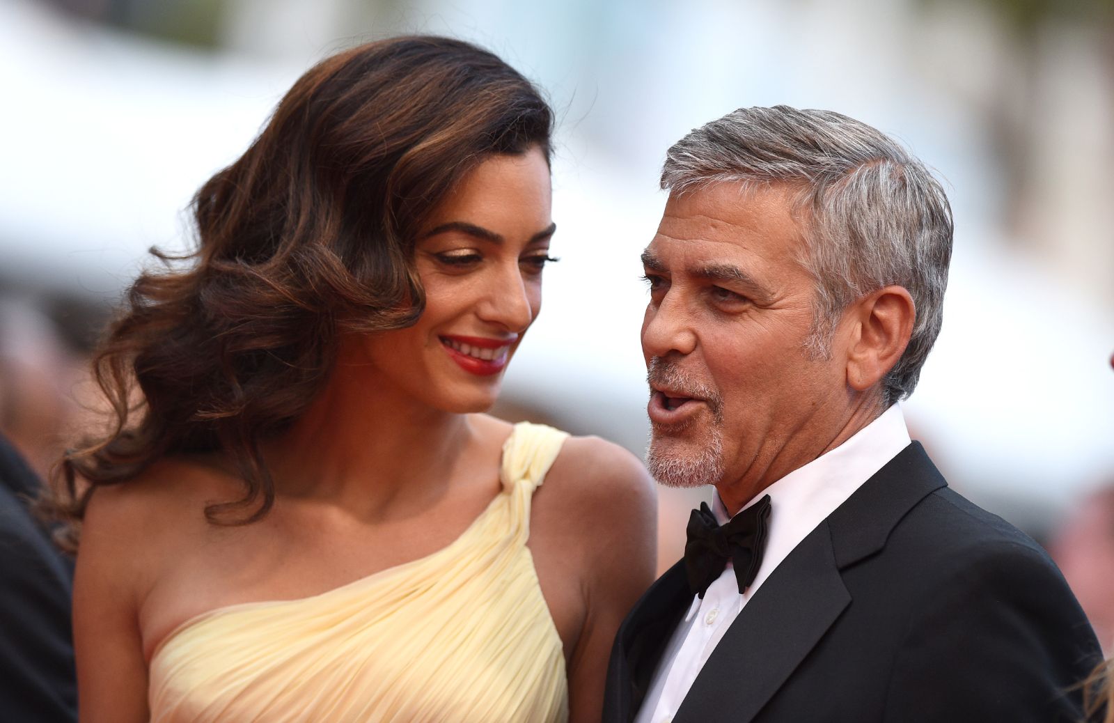 George Clooney sarà papà: Amal in attesa di due gemelli