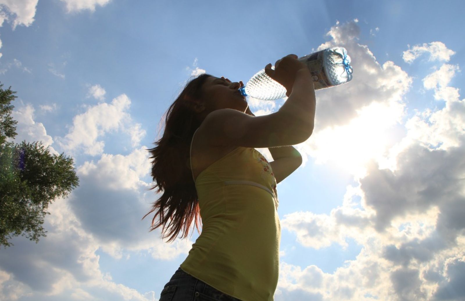 Bere troppa acqua fa male?