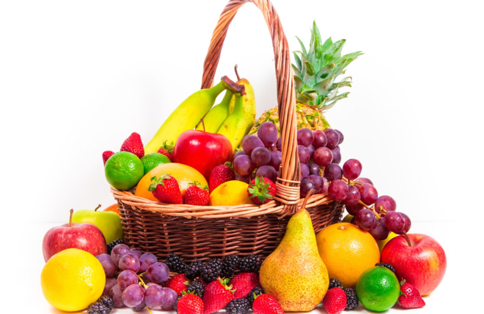 La frutta va mangiata lontano dai pasti?