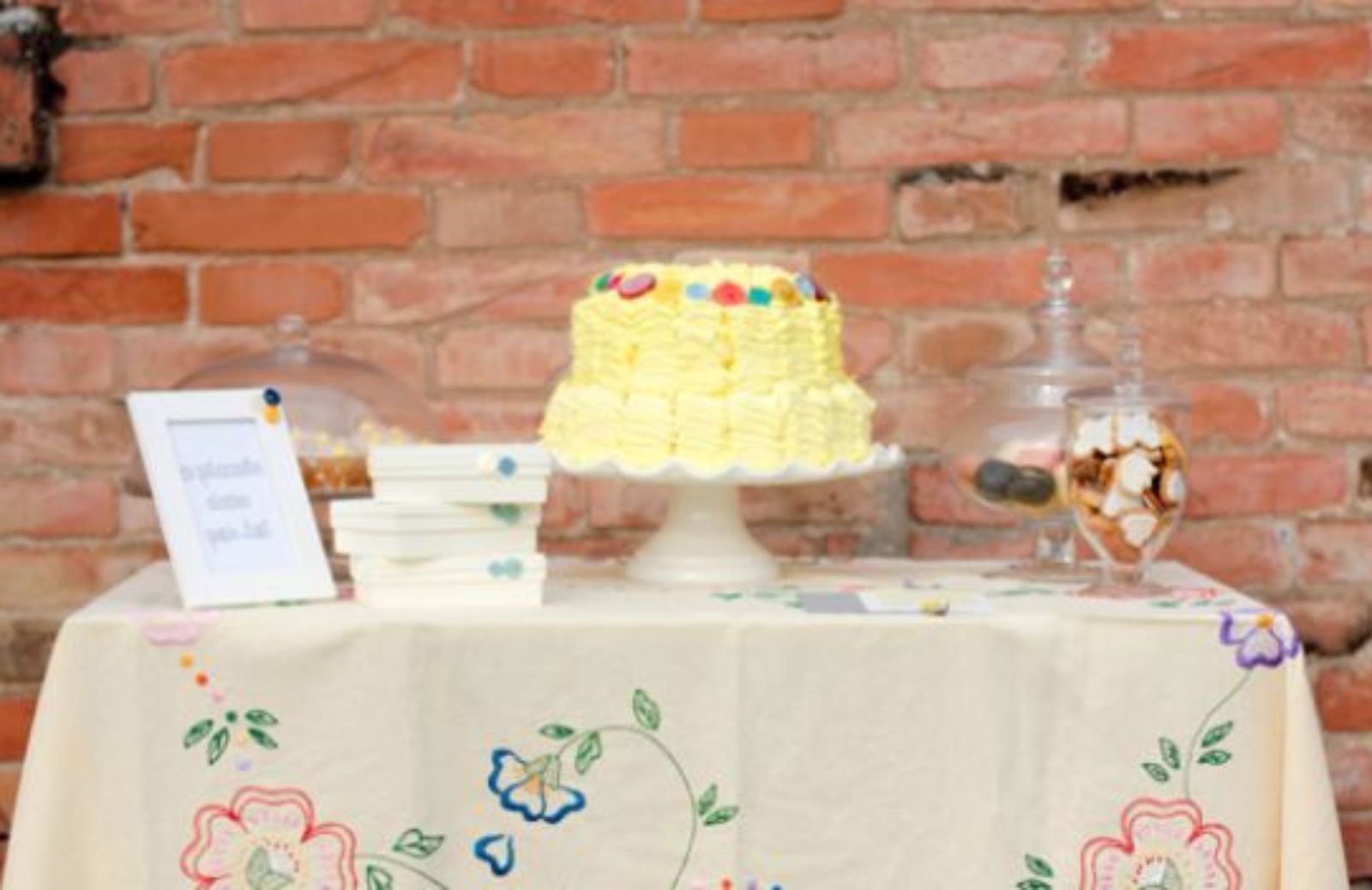 Il ricevimento di nozze: allestire un indimenticabile tavolo dei dolci