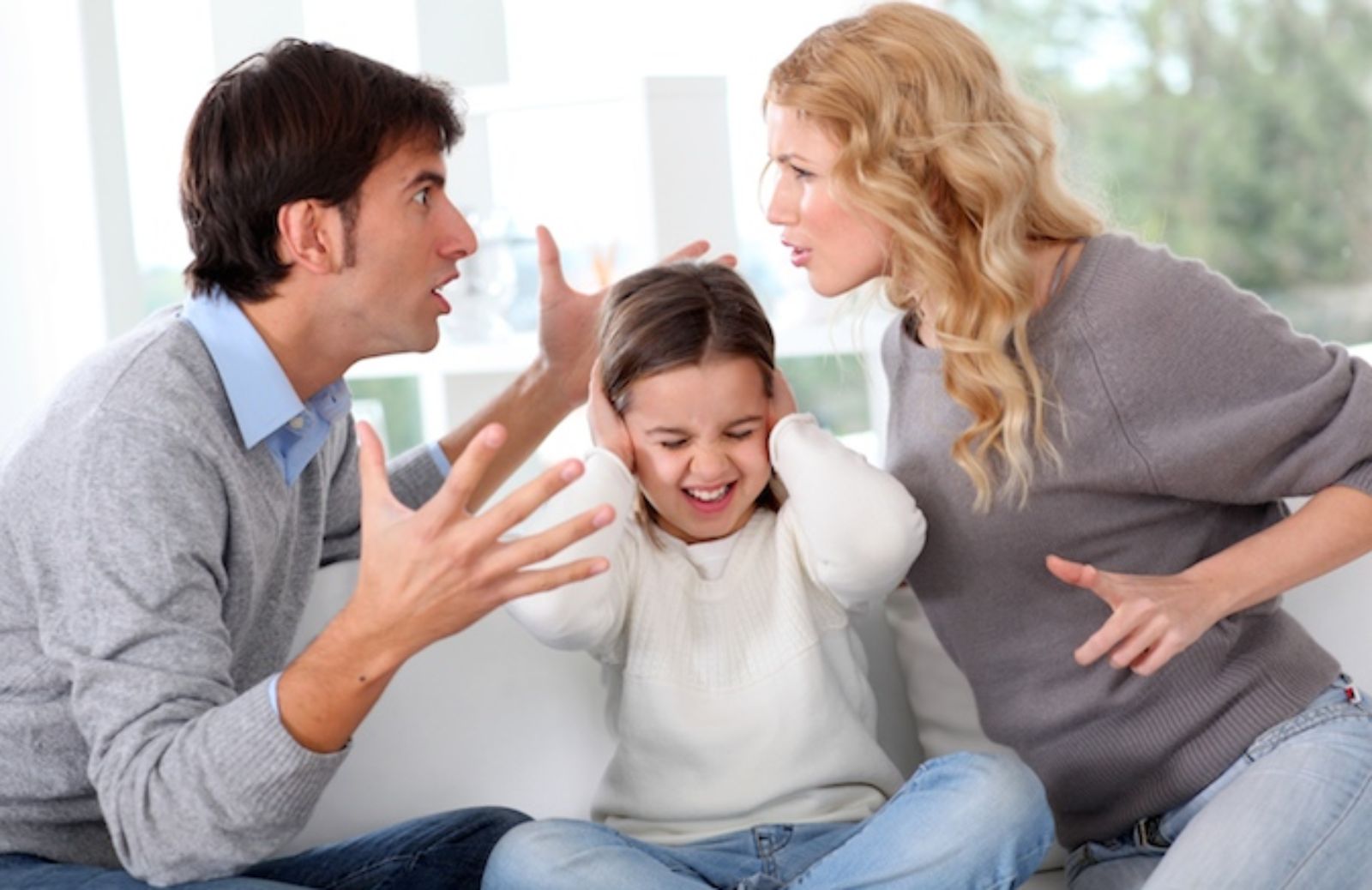 Come affrontare il divorzio: aiutare i bambini a superare la separazione dei genitori