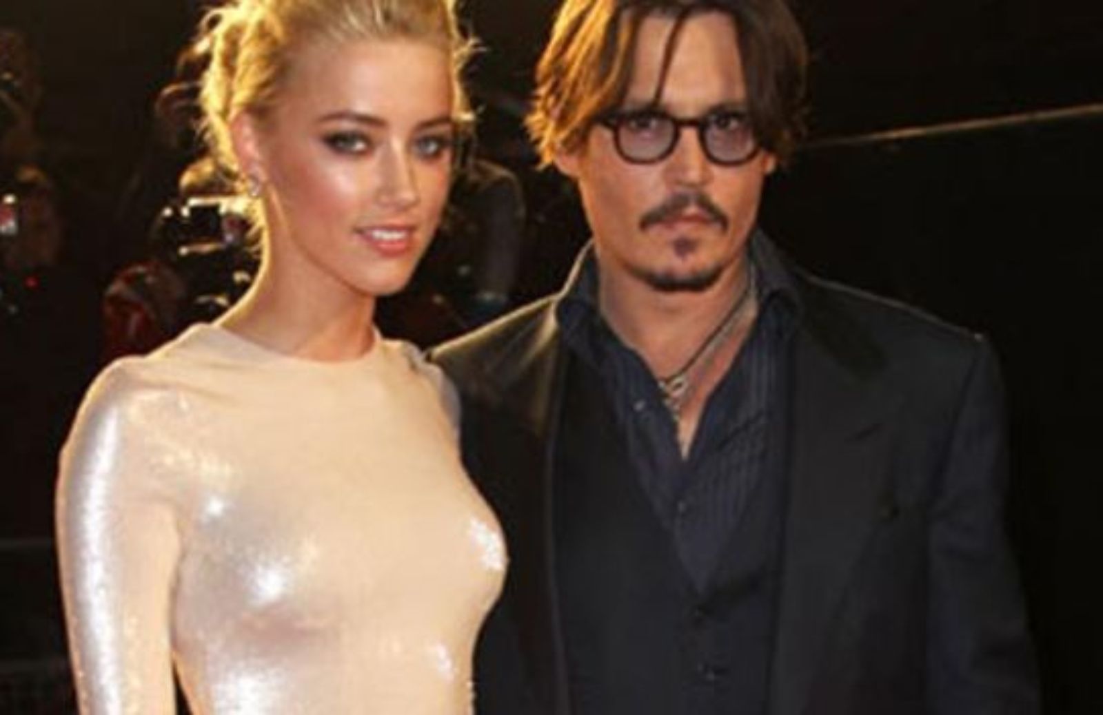 Amber Heard, Johnny Depp: fidanzamento ufficiale per la coppia