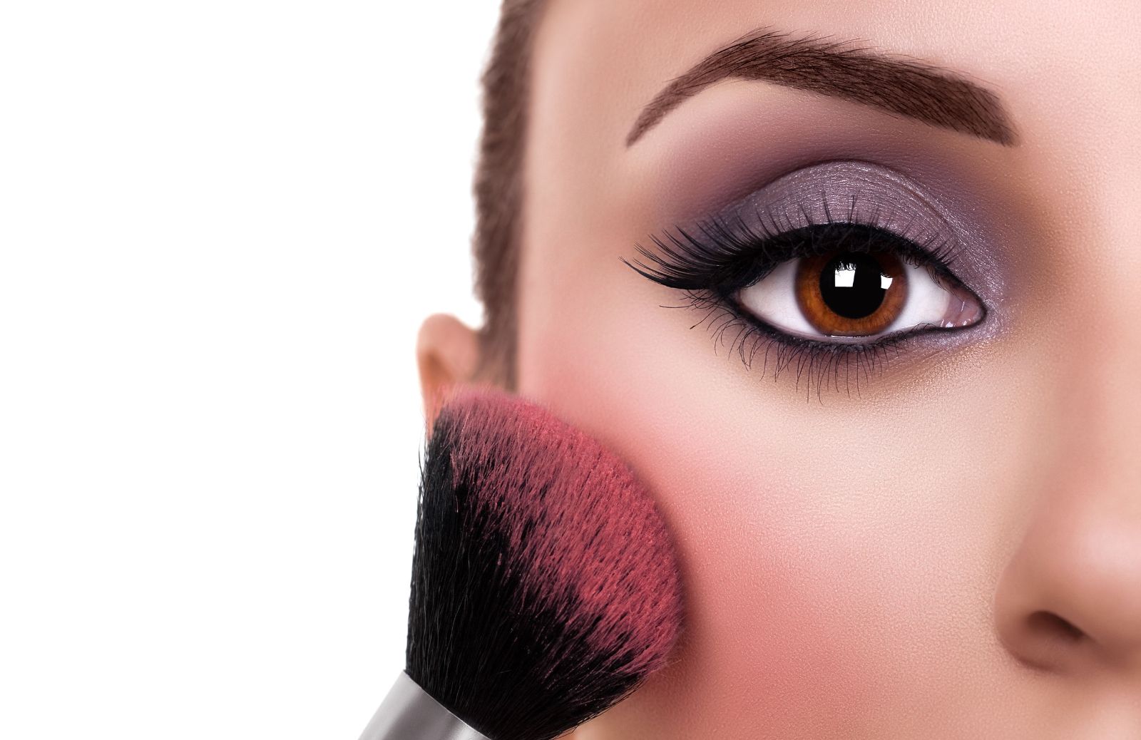 Come truccarsi bene: 8 consigli per un make-up davvero efficace 