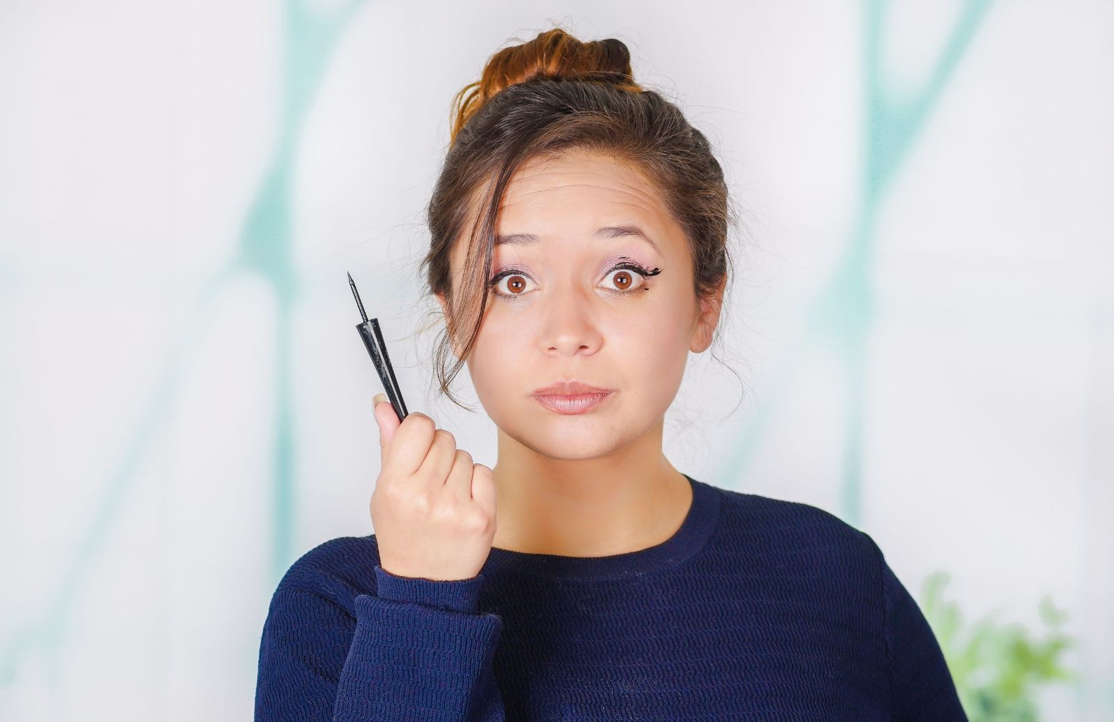 Eyeliner liquido: i segreti per applicarlo senza fare pasticci