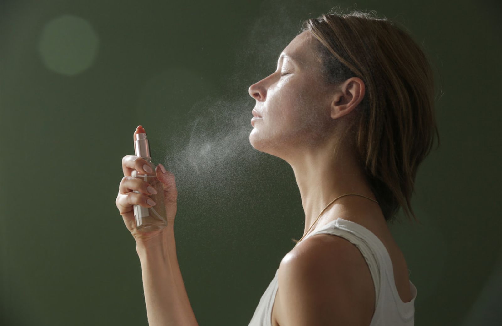 Spray fissante per il trucco: guida ai migliori