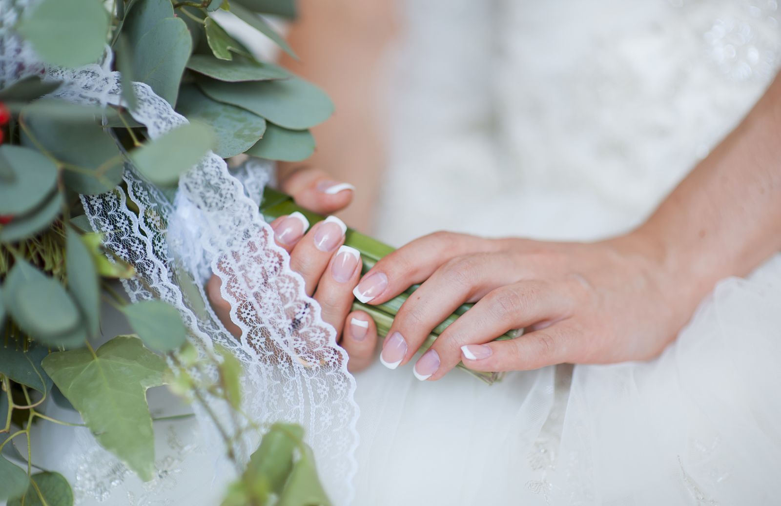 Come scegliere la manicure perfetta per il matrimonio