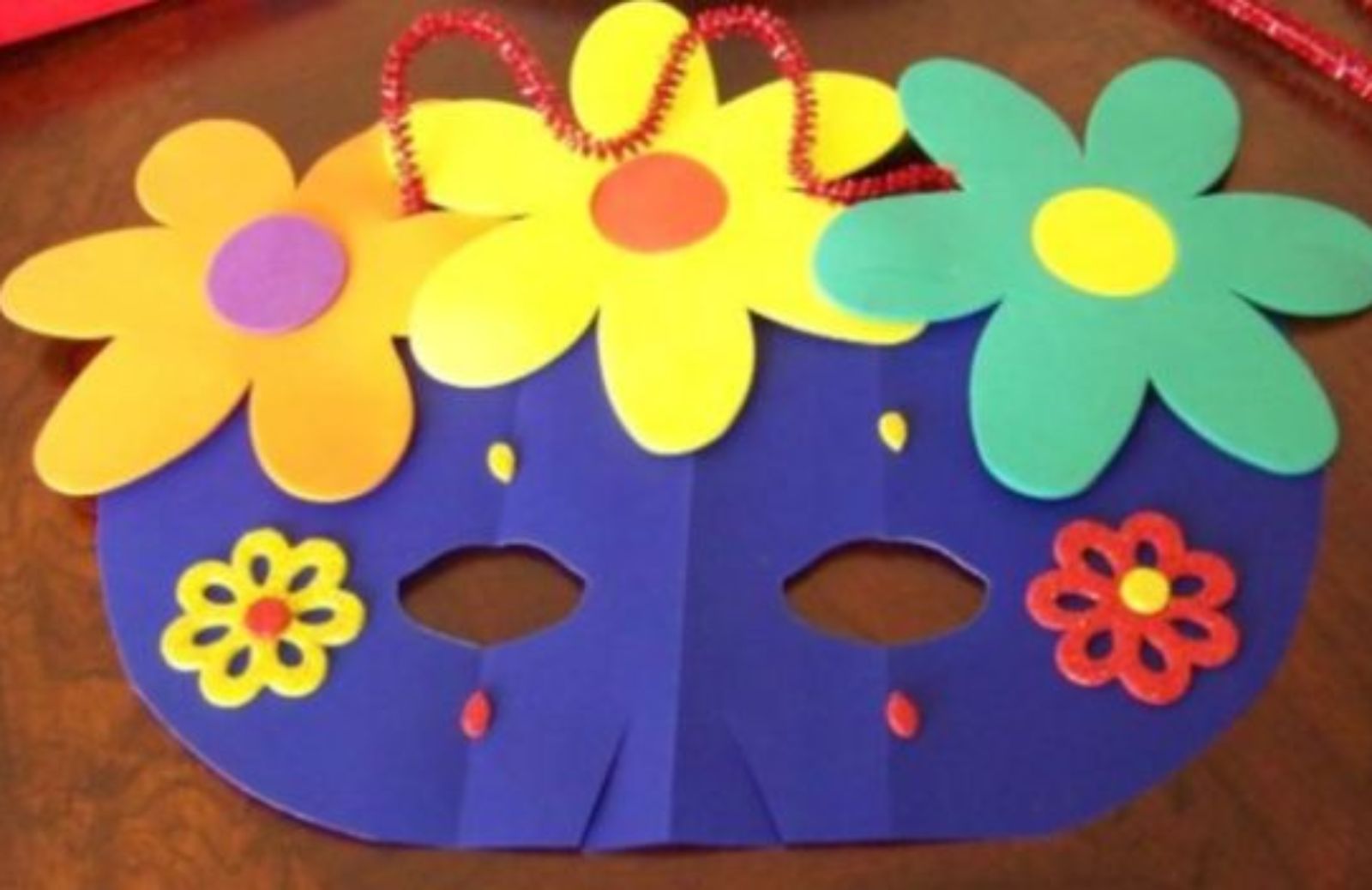 Come organizzare una festa di carnevale per bambini a casa tua