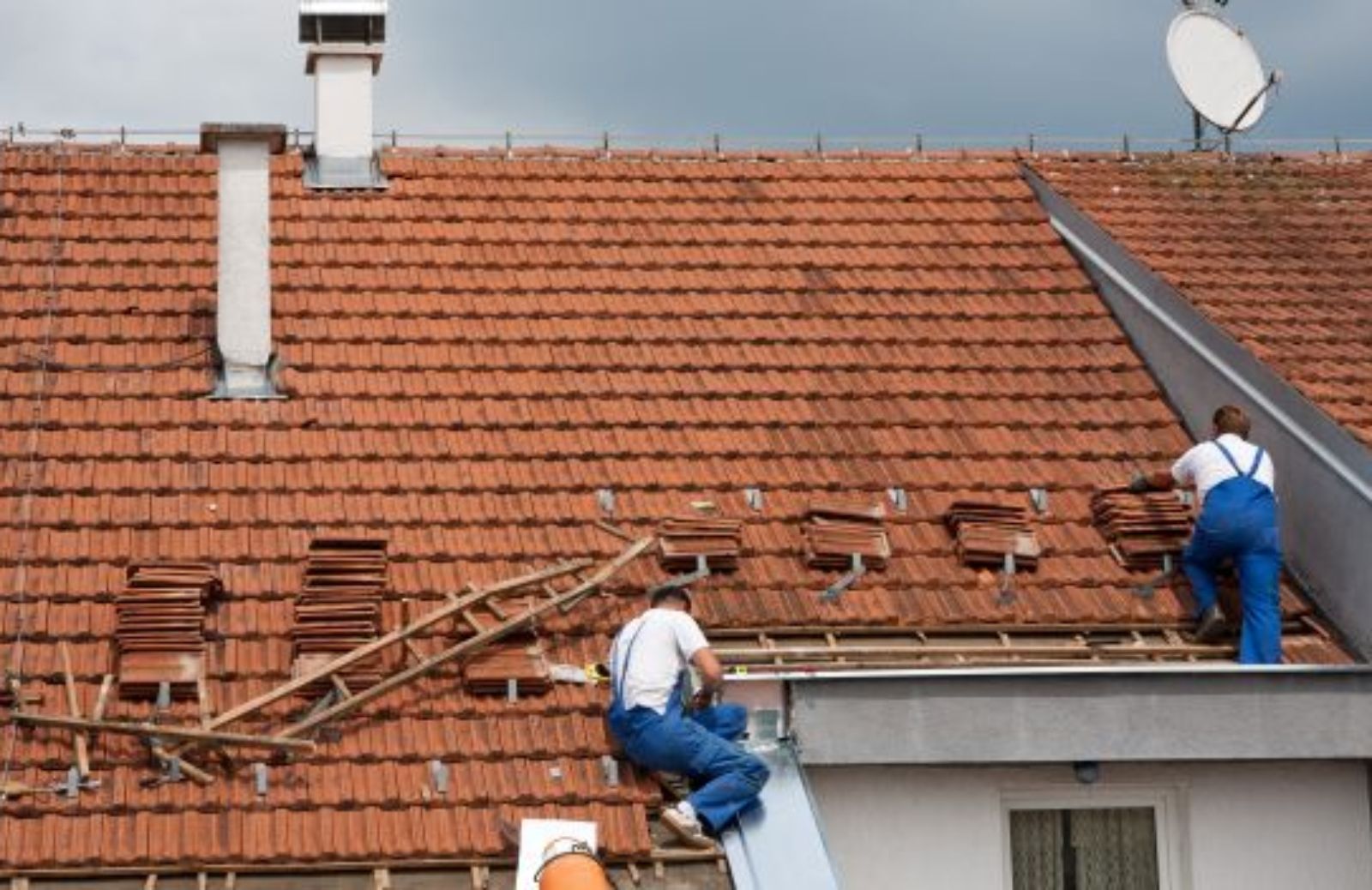 Come rifare il manto di copertura di un tetto