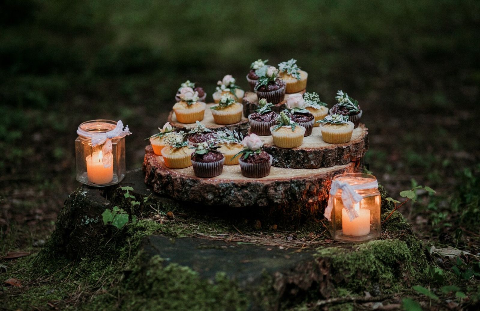 Decorazioni natalizie fai da te: come fare i barattoli con candela