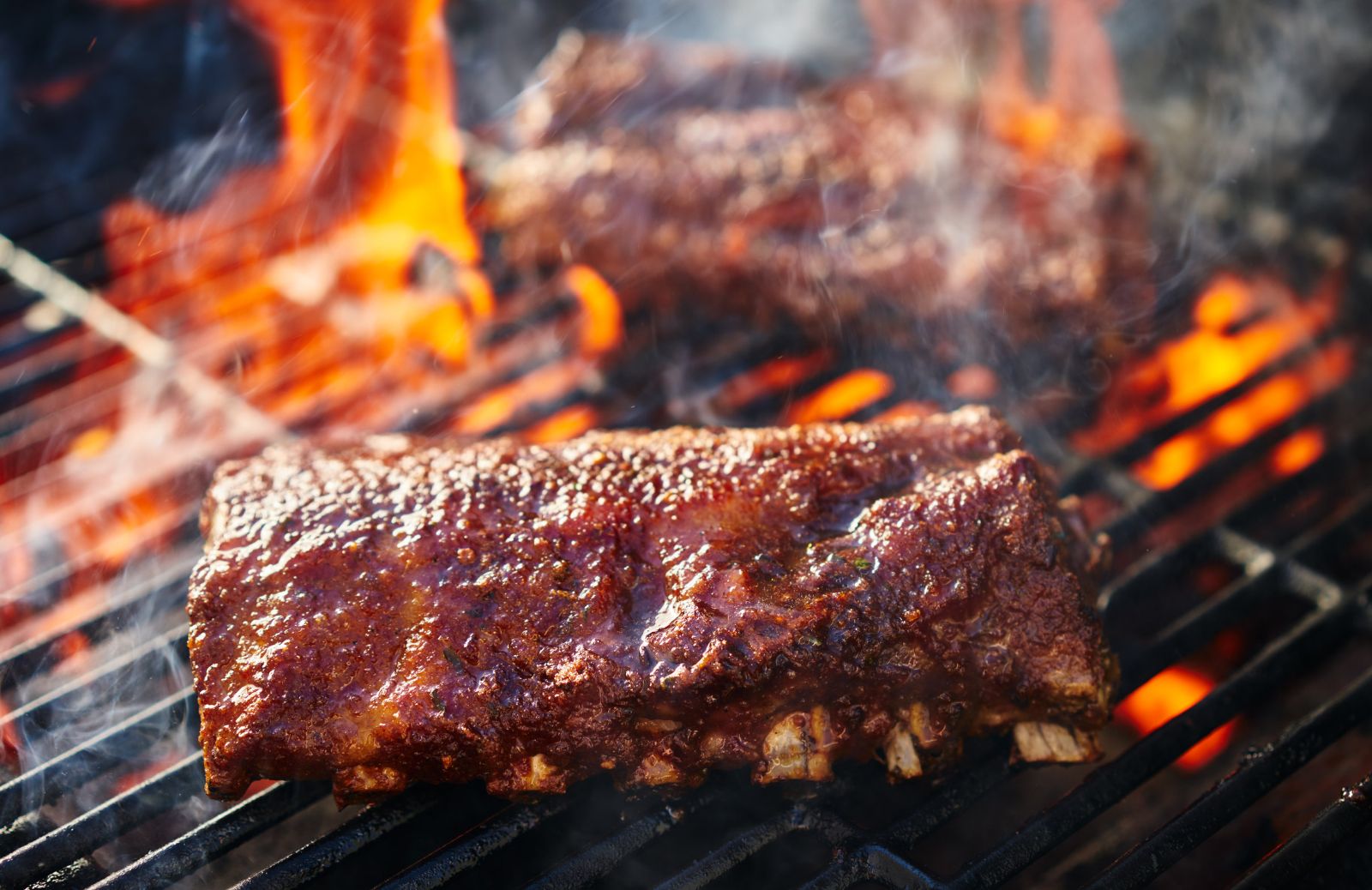 Barbecue fai da te: 5 idee semplici, economiche e originali