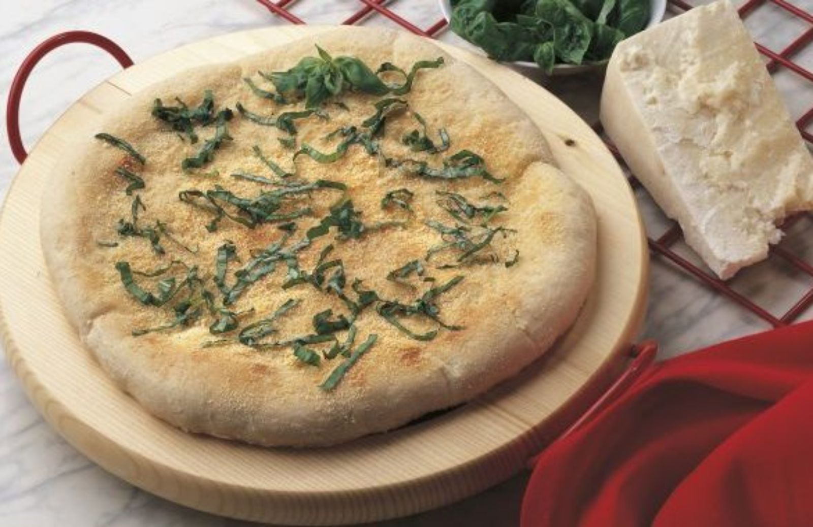 Pizza bianca romana, la ricetta per prepararla a casa
