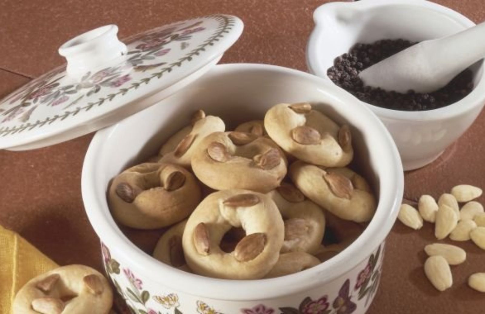 Taralli sugna e pepe: la ricetta per prepararli in casa