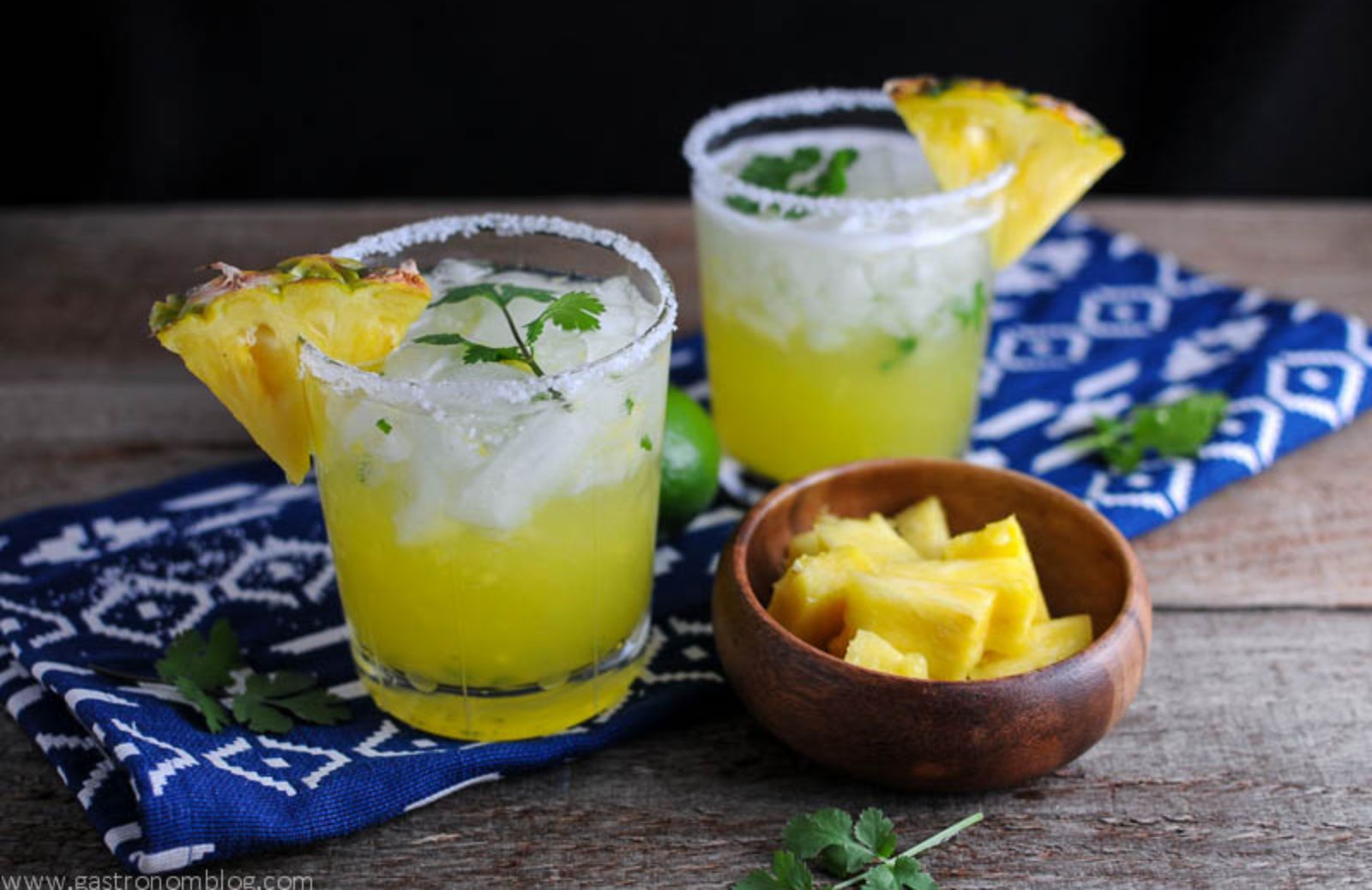 Caipiroska all’ananas: la ricetta del cocktail perfetto