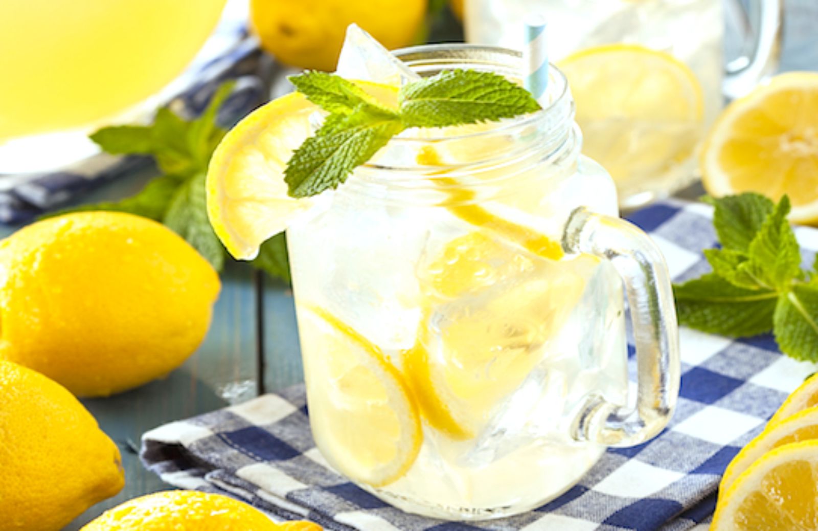 Come fare una limonata anti-afa