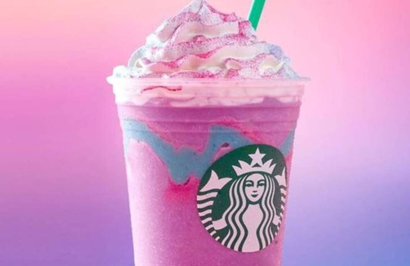 Le ricette di Starbucks: come preparare in casa l'unicorn frappuccino